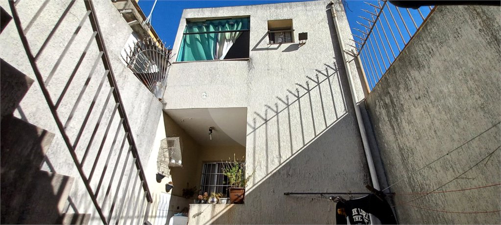 Sobrado à venda com 4 quartos, sendo 1 suíte, em Vila Dom Pedro Ii, São Paulo, SP