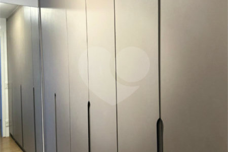 Apartamento à venda com 3 quartos, sendo 1 suíte,  em Jardim Vazani, São Paulo, SP