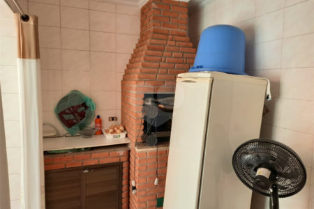 Sobrado à venda com 3 quartos, sendo 1 suíte,  em Santa Teresinha, São Paulo, SP