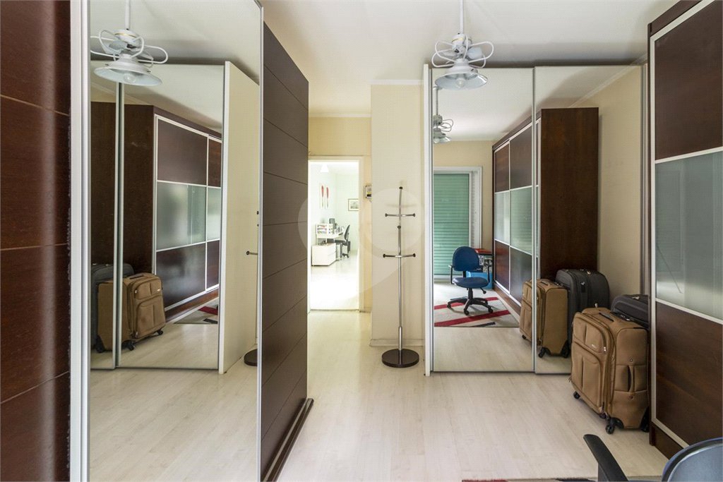 Sobrado à venda com 4 quartos, sendo 2 suítes, em Tucuruvi, São Paulo, SP