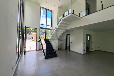 Casa em condomínio à venda com 3 suítes em Vila Santista, Atibaia, SP