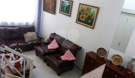 Casa à venda com 2 suítes no condomínio Residencial Taormina, São Paulo - SP