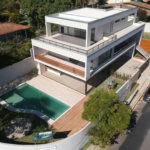 Casa à venda com 4 suítes em Jardim Itaperi, Atibaia, SP