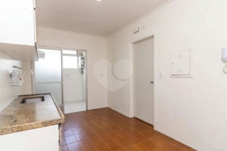 Apartamento à venda com 3 quartos em Moema, São Paulo, SP