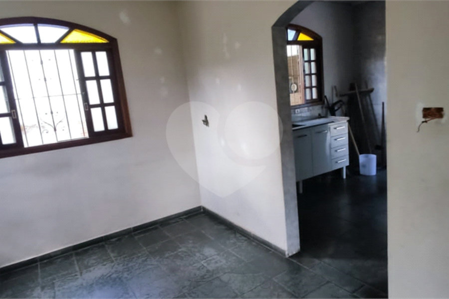 Casa à venda com 4 quartos, sendo 1 suíte, em Serra da Cantareira, Mairiporã, SP