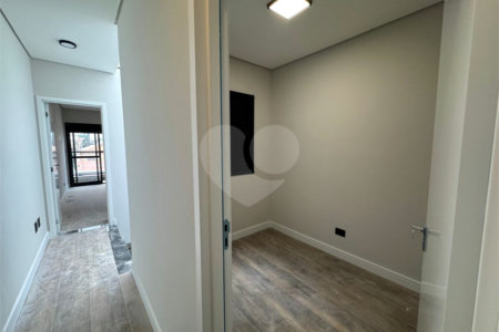 Casa em condomínio à venda com 3 quartos, sendo 1 suíte,  em Vila Alpina, São Paulo, SP