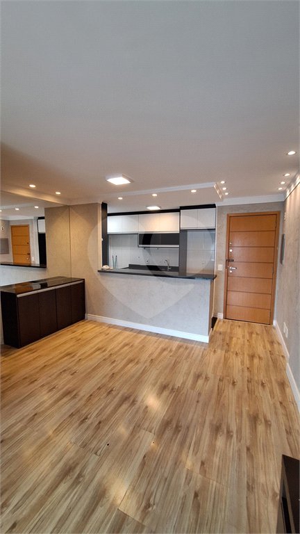 Apartamento à venda com 2 quartos, sendo 1 suíte,  em Vila Leonor, São Paulo, SP