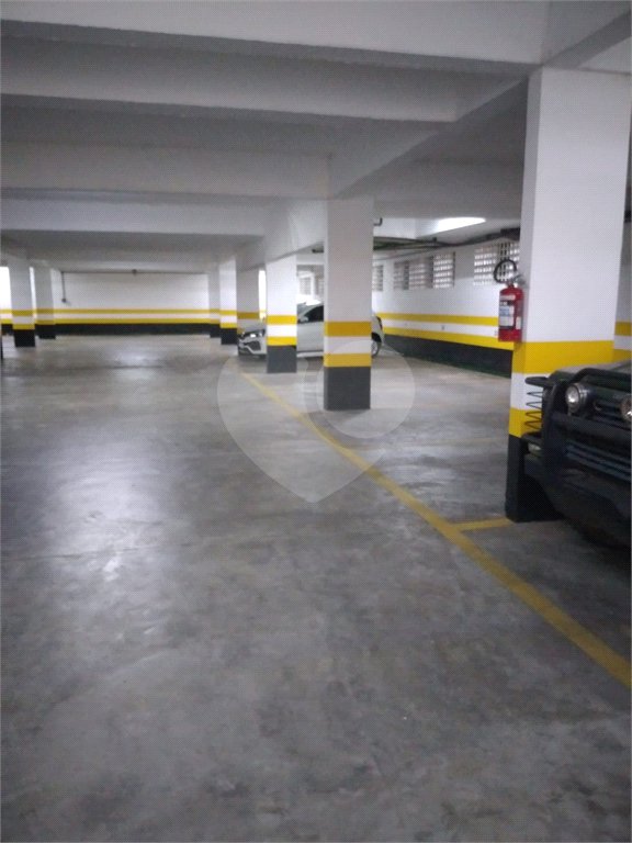 Casa à venda com 4 quartos, sendo 3 suítes, no condomínio Da Serra, São Paulo - SP