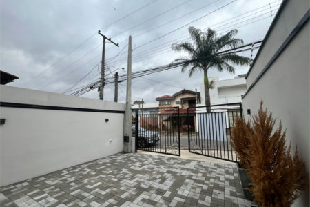 Casa de Vila à venda com 3 quartos, sendo 1 suíte, em Vila São Caetano, Sorocaba, SP