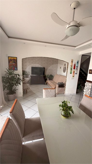 Casa em condomínio à venda com 4 quartos, sendo 2 suítes, em Monte Alto, Arraial do Cabo, RJ