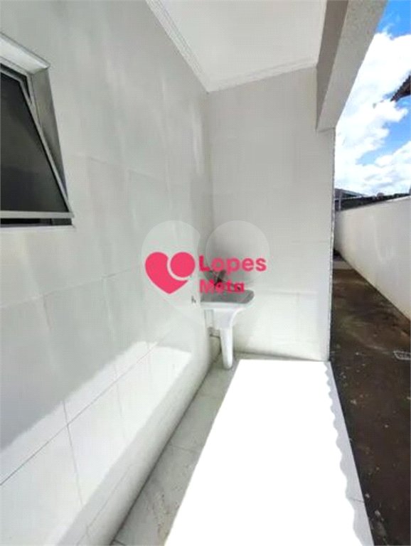 Casa à venda com 2 quartos, sendo 1 suíte, em Residencial Estoril, Taubaté, SP