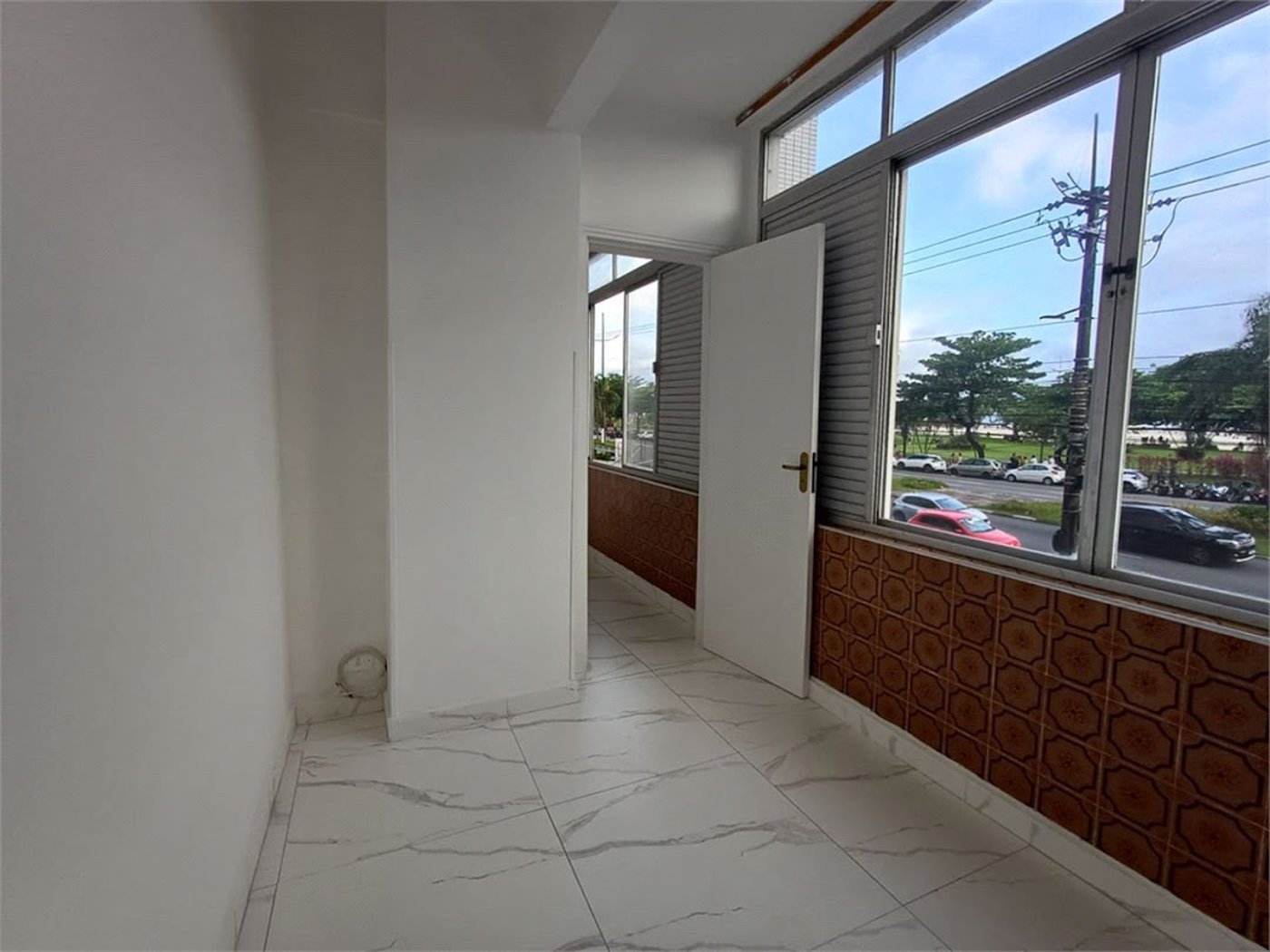 Apartamento com 2 dormitórios à venda, 56 m² por R$ 515.000,00 - José Menino - Santos/SP