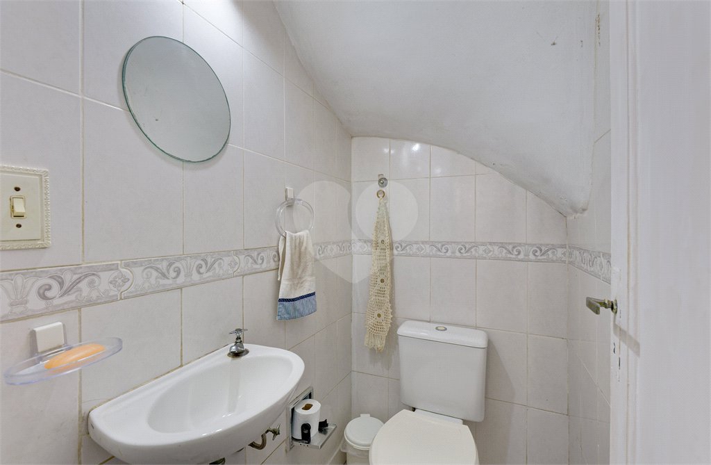 Sobrado à venda com 4 quartos, sendo 1 suíte, em Chácara Santo Antônio (zona Sul), São Paulo, SP