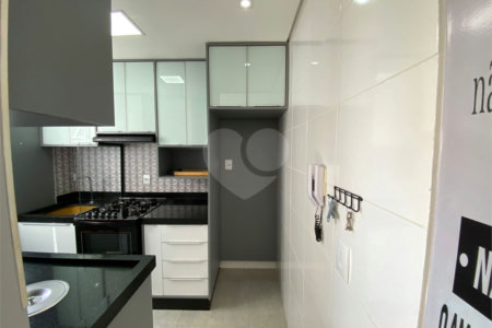 Apartamento à venda com 2 quartos em Glória, Várzea Grande, MT