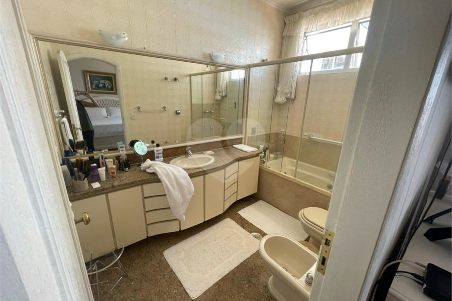 Casa Térrea à venda com 4 suítes em Vila Albertina, São Paulo, SP