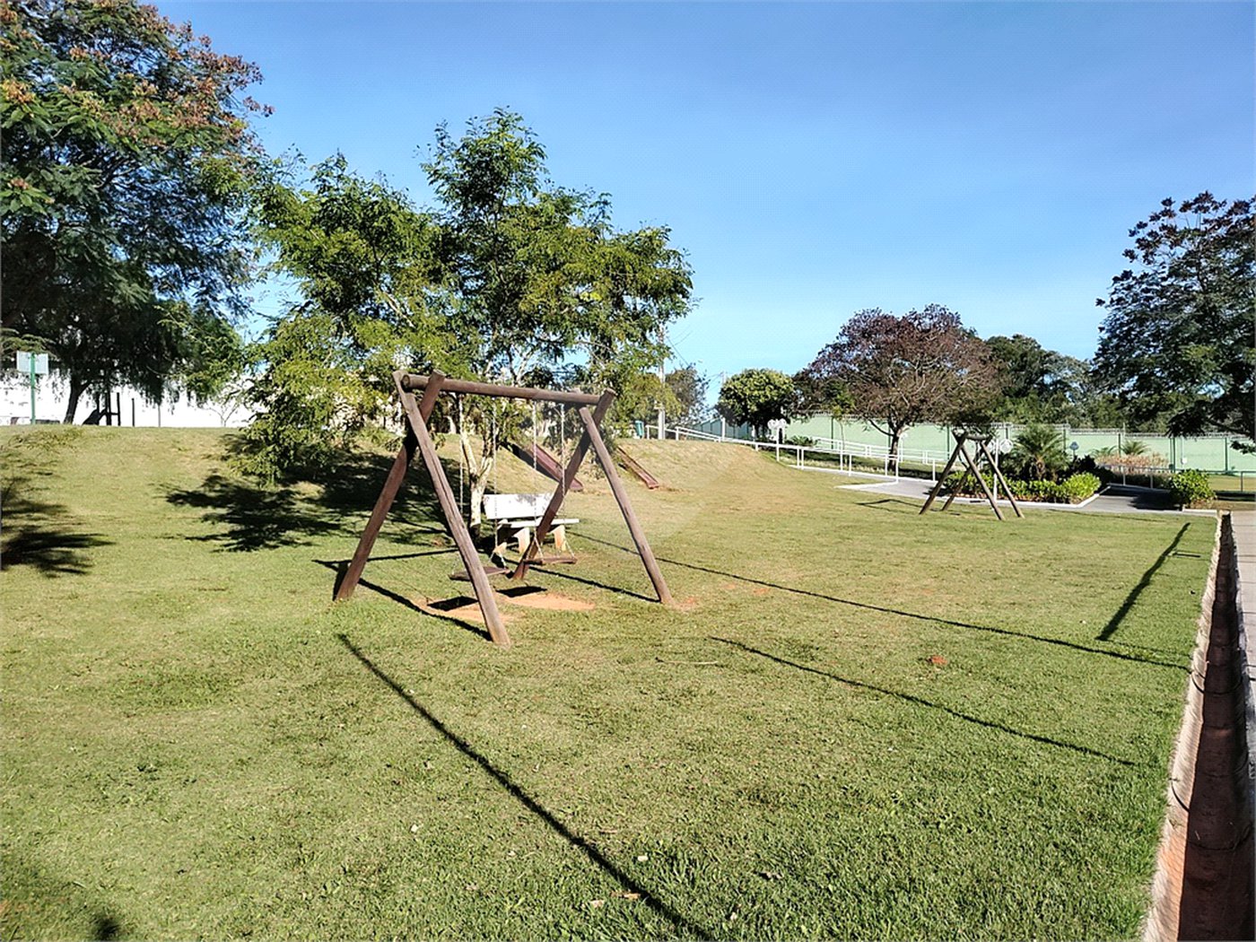 Terreno à venda no condomínio Campos do Conde I e II, Sorocaba - SP