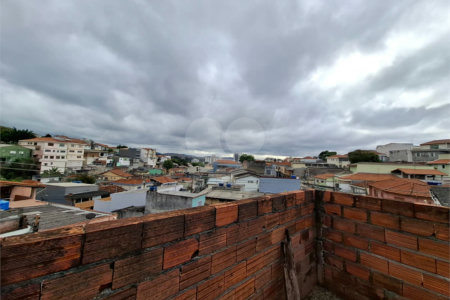Casa à venda com 3 quartos em Parque Vitória, São Paulo, SP