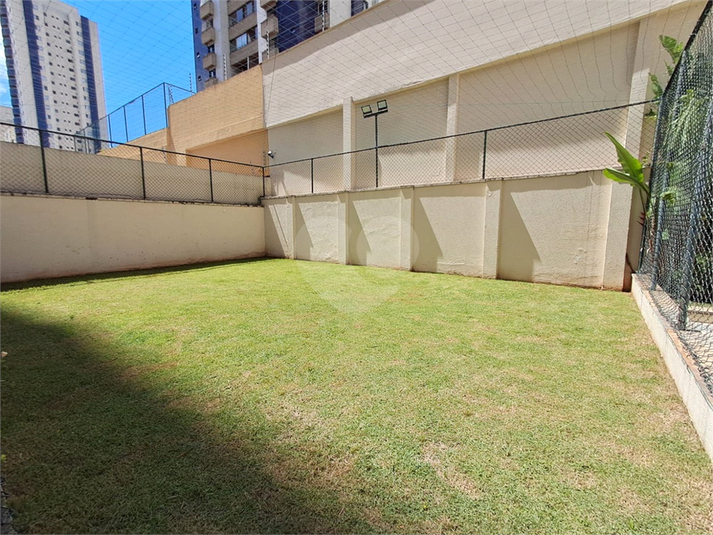 Apartamento à venda com 2 quartos, sendo 1 suíte, em Vila Pompéia, São Paulo, SP