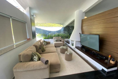 Casa à venda com 4 suítes em Vila Oliveira, Mogi das Cruzes, SP