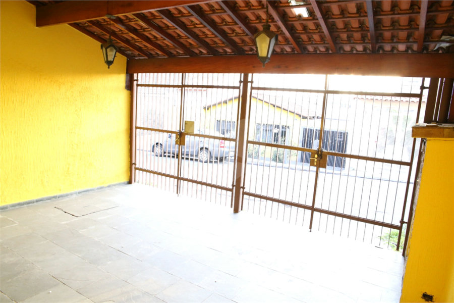 Sobrado à venda com 3 quartos, sendo 1 suíte, em Jardim Bom Clima, Guarulhos, SP