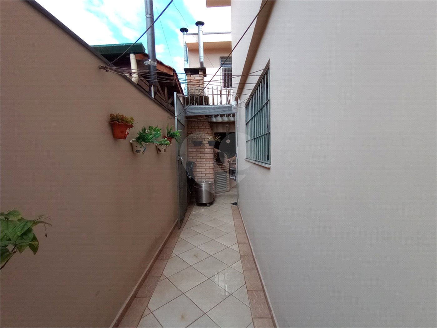 Sobrado à venda com 4 quartos, sendo 1 suíte,  em Jardim Prudência, São Paulo, SP