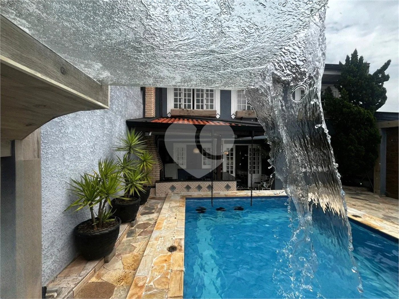 Casa à venda com 6 quartos, sendo 3 suítes, no Centro, Itapetininga, SP