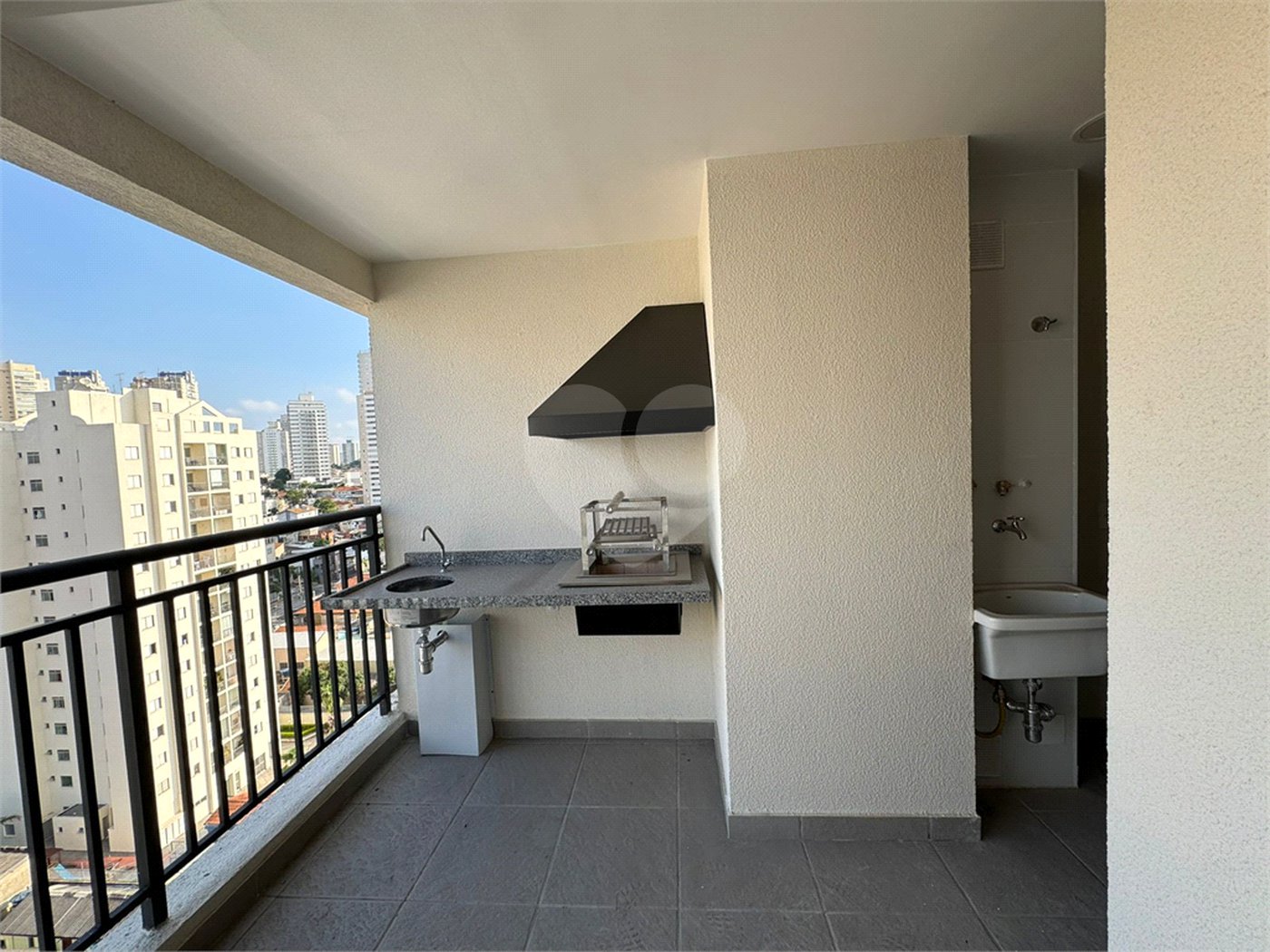 Flat à venda com 2 quartos em Vila Firmiano Pinto, São Paulo, SP
