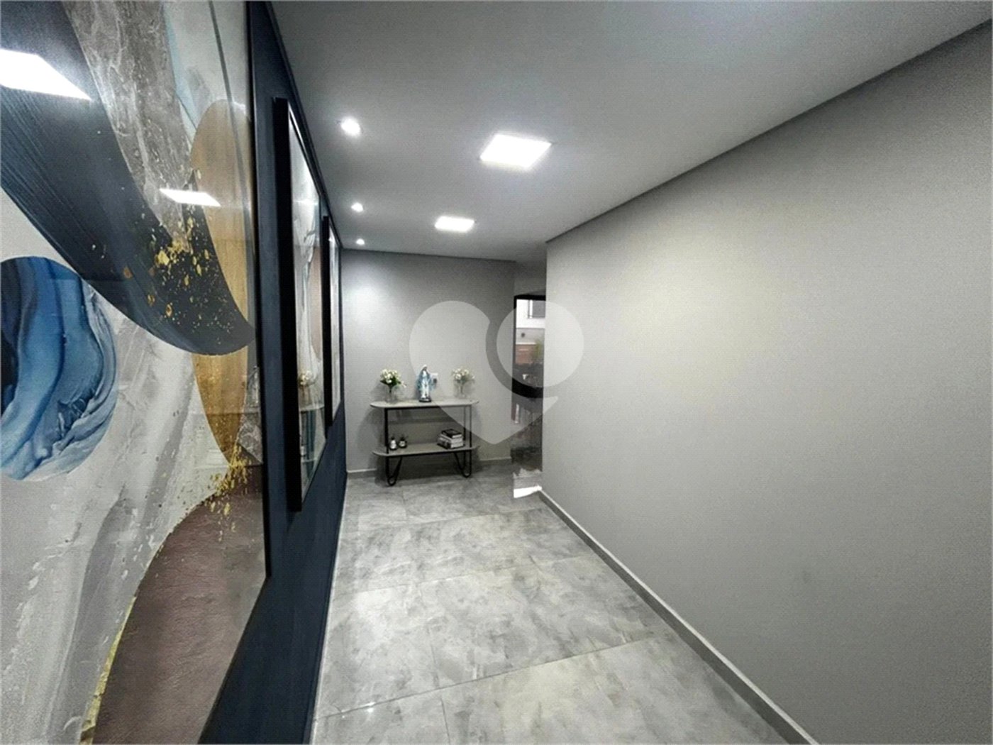 Casa à venda com 2 quartos, sendo 1 suíte,  no condomínio Lago dos Ipês, Itapetininga - SP