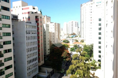 Apartamento à venda com 3 suítes em Aclimação, São Paulo, SP