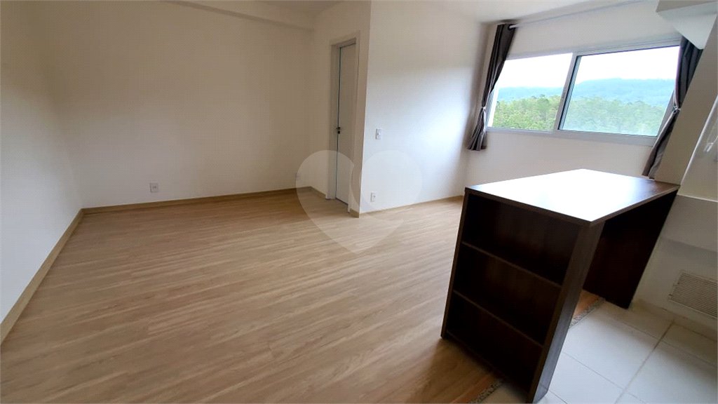 Apartamento à venda com 3 quartos, sendo 1 suíte, em Parque Santana, Mogi das Cruzes, SP