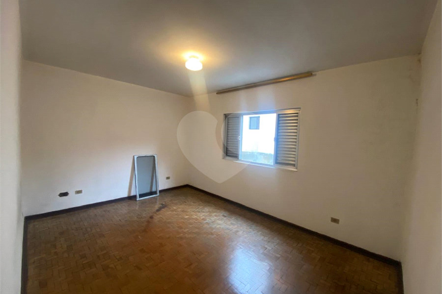 Sobrado à venda com 3 quartos em Bom Retiro, São Paulo, SP