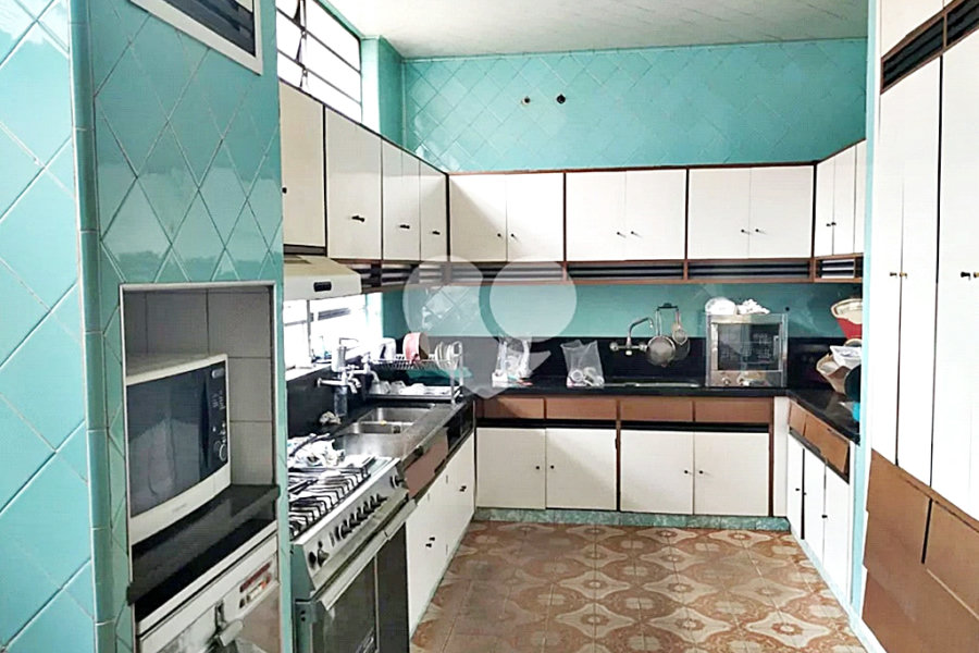 Casa à venda com 4 quartos, sendo 3 suítes, em Santana, São Paulo, SP