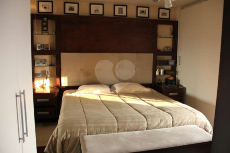 Apartamento à venda com 4 suítes em Vila Suzana, São Paulo, SP
