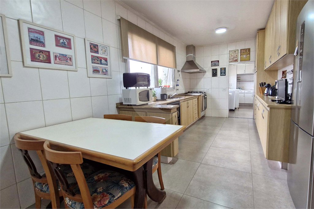 Apartamento à venda com 3 quartos, sendo 1 suíte, em Brooklin, São Paulo, SP