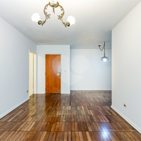 Apartamento à venda com 3 quartos, sendo 1 suíte, em Cerqueira César, São Paulo, SP