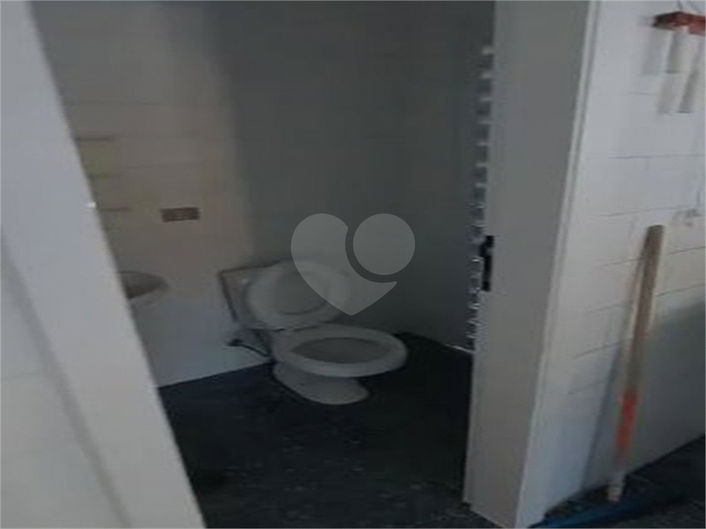 Casa à venda com 4 quartos, sendo 2 suítes,  no condomínio Res Jardim Itatinga, São Paulo - SP
