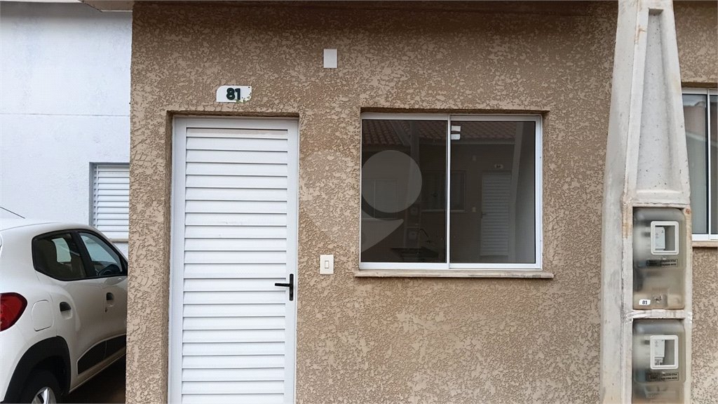 Casa à venda com 2 quartos em Vila Popular, Itapetininga, SP