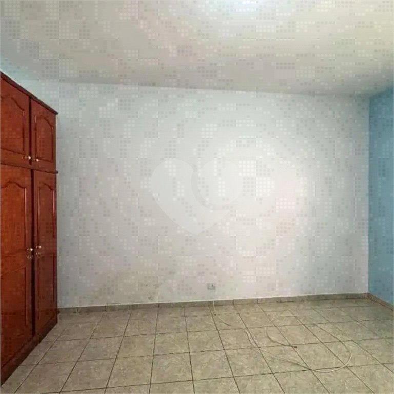 Casa à venda com 3 quartos em Vila dos Remédios, São Paulo, SP