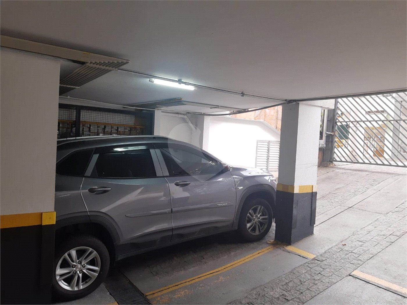 Apartamento à venda com 3 quartos em Indianópolis, São Paulo, SP