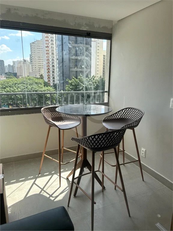 Apartamento para Locação Moema 30 m2 1 Dormitório Mobiliado