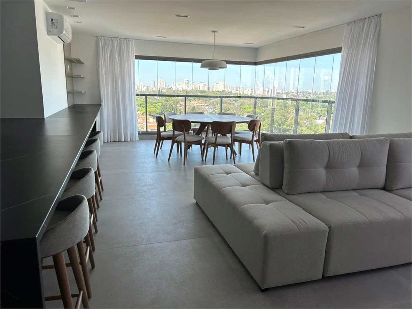 Apartamento à venda com 3 suítes em Santo Amaro, São Paulo, SP