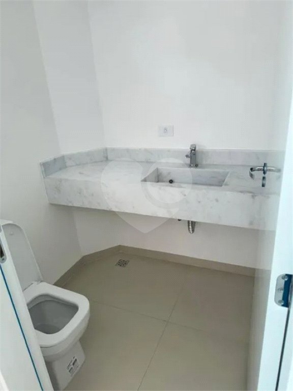 Sobrado à venda com 3 suítes em Vila Marina, Santo André, SP