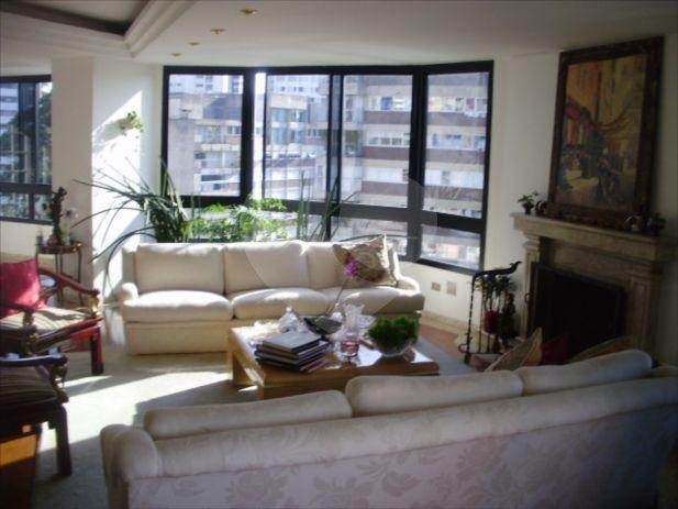 Apartamento à venda com 4 suítes em Real Parque, São Paulo, SP