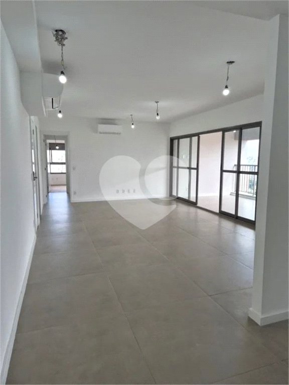 Apartamento à venda com 3 suítes em Alto da Mooca, São Paulo, SP