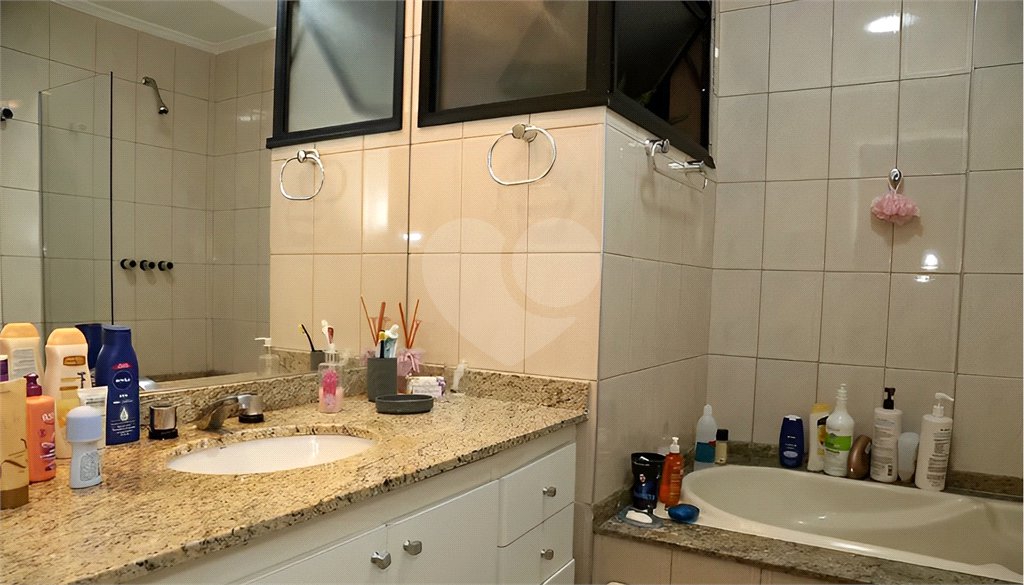 Apartamento à venda com 4 quartos, sendo 3 suítes,  em Real Parque, São Paulo, SP