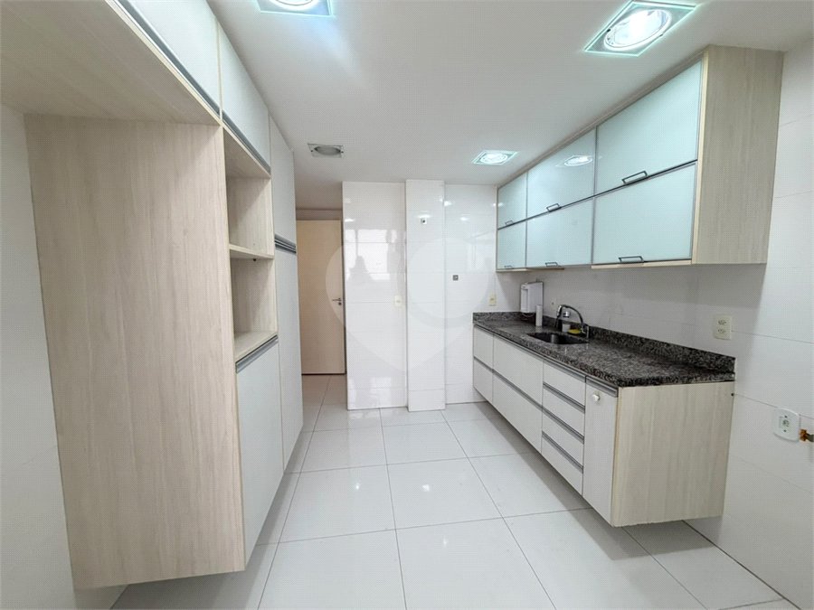 Apartamento à venda com 3 quartos, sendo 1 suíte,  em Tijuca, Rio de Janeiro, RJ