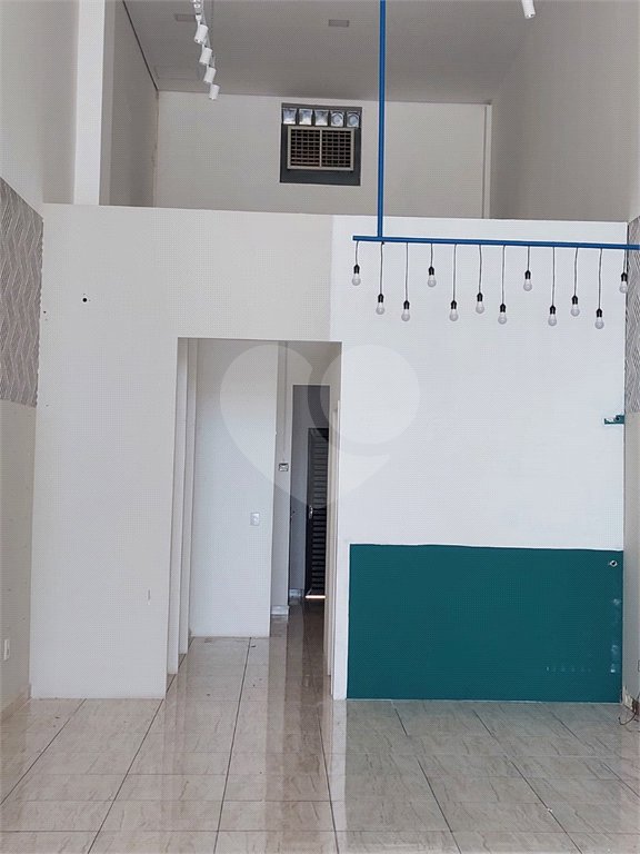 Salão Comercial para alugar no Centro, Atibaia, SP