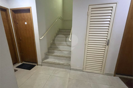 Apartamento à venda com 3 quartos, sendo 1 suíte, em Jardim Anhangüera, Ribeirão Preto, SP