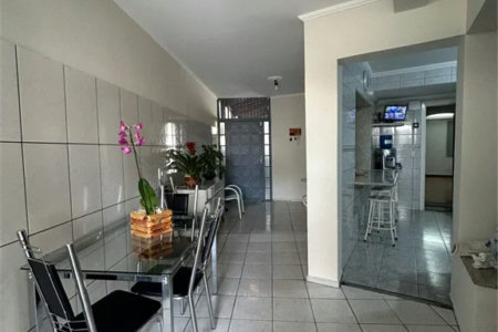 Sobrado à venda com 3 quartos, sendo 1 suíte, em Jardim Jussara, São Paulo, SP