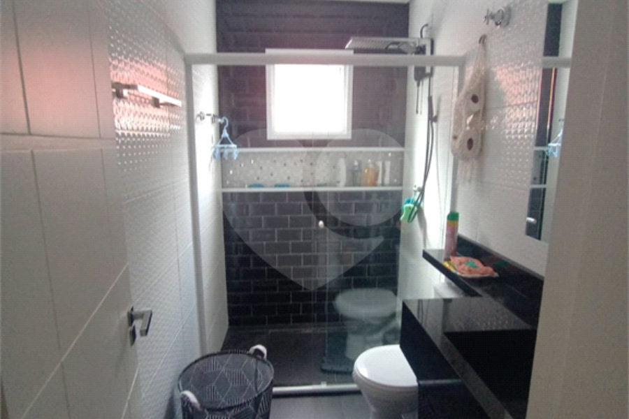 Sobrado à venda com 4 quartos, sendo 1 suíte, em Tremembé, São Paulo, SP